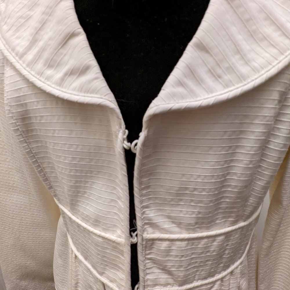 Nanette Lepore Ivory Jacket - Picture 2 of 7